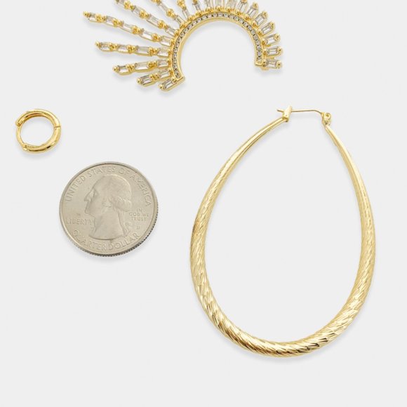 NEW Statement Gold Tube Textured Hoop Earrings - Picture 5 of 5